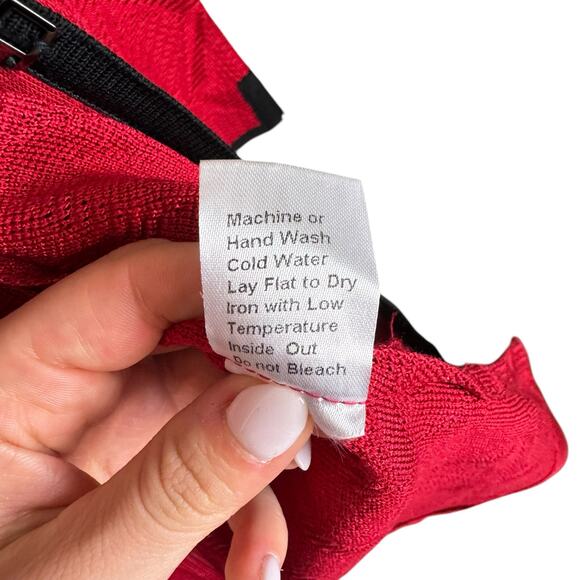 Ming Wang Red Geometric Diamond Knit Black Trim 3/4 Sleeve Cardigan Sweater - Picture 12 of 12